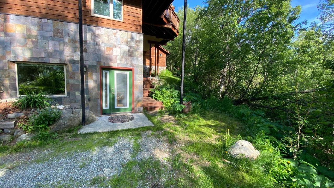 Eagle Peak Guesthouse Eagle River Exterior photo