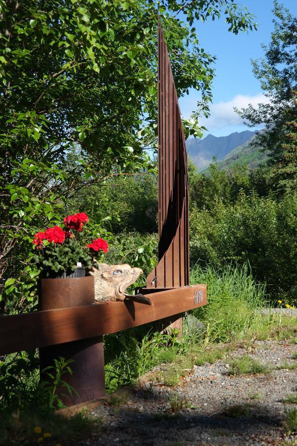 Eagle Peak Guesthouse Eagle River Exterior photo